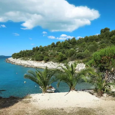 Apartment Sea-view With Pool, Terrace, And Outdoor Lounge In Scenic Ciovo Island *