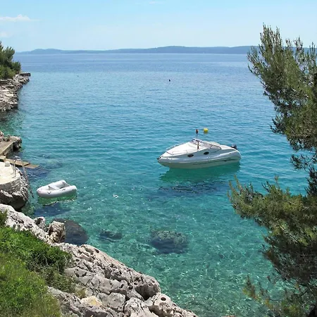 Sea-view With Pool, Terrace, And Outdoor Lounge In Scenic Ciovo Island Apartment